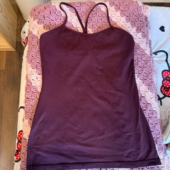Bundle 2 Lululemon Tanks size 8 - Picture 4 of 7